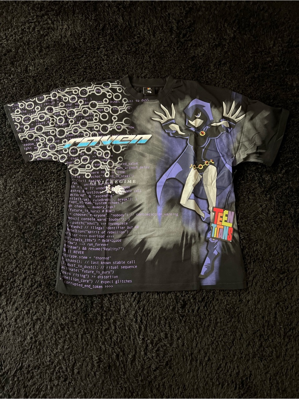 Teen Titans Raven Graphic Tee - Black/Purple